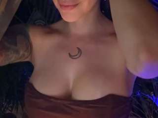 anastaxialynn Live Webcam on CamSoda