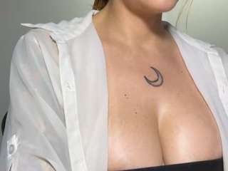 anastaxialynn webcam