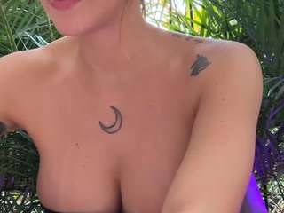 anastaxialynn webcam