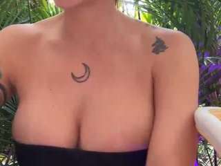 anastaxialynn Live Webcam on CamSoda