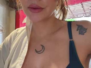 anastaxialynn webcam