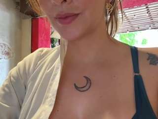 anastaxialynn Live Webcam on CamSoda