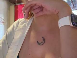 anastaxialynn webcam