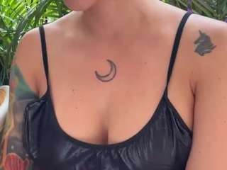 anastaxialynn Live Webcam on CamSoda