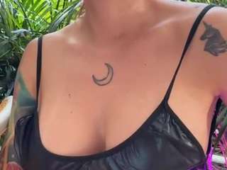 anastaxialynn webcam