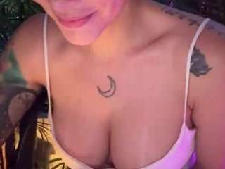 anastaxialynn Live Webcam on CamSoda