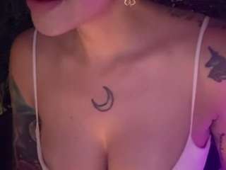 anastaxialynn Live Webcam on CamSoda