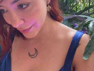 anastaxialynn Live Webcam on CamSoda