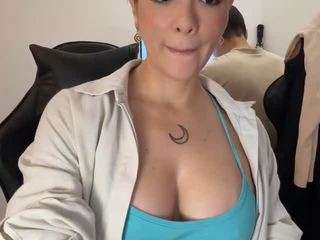 anastaxialynn webcam