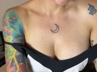 anastaxialynn webcam