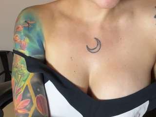 anastaxialynn webcam