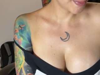 anastaxialynn webcam