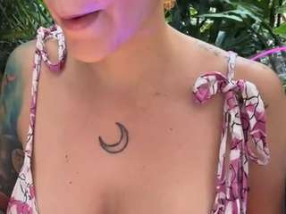 anastaxialynn Live Webcam on CamSoda