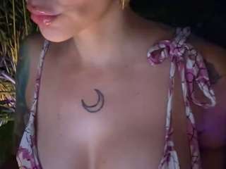anastaxialynn Live Webcam on CamSoda