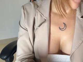 anastaxialynn Live Webcam on CamSoda