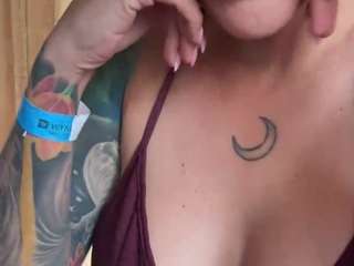 anastaxialynn Live Webcam on CamSoda