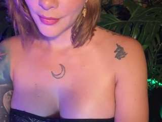 anastaxialynn Live Webcam on CamSoda