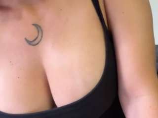 anastaxialynn Live Webcam on CamSoda