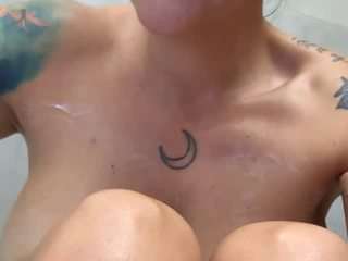 anastaxialynn webcam