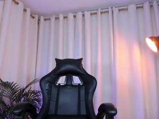 anastaxialynn webcam