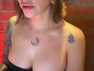 anastaxialynn Live Webcam on CamSoda