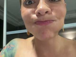 anastaxialynn Live Webcam on CamSoda