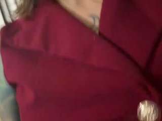 Live webcam model anastaxialynn on Soda Cams