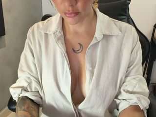 anastaxialynn Live Webcam on CamSoda