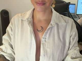 anastaxialynn webcam