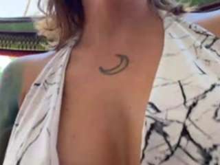 anastaxialynn webcam