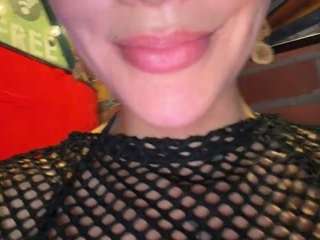 Live cam show with Selene Wild