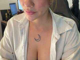 anastaxialynn Live Webcam on CamSoda