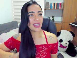 kateklum Live Webcam on CamSoda