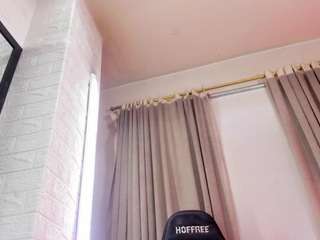 aleja-hill Live Webcam on CamSoda