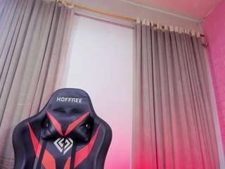 aleja-hill Live Webcam on CamSoda