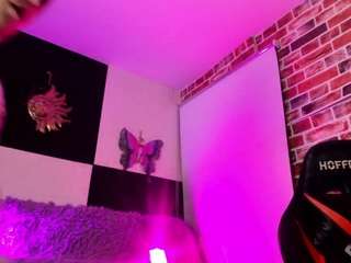 aleja-hill live cam — anal toys, implants, young adult