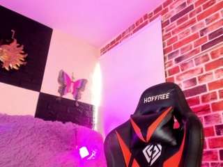 aleja-hill Sex Cam Show