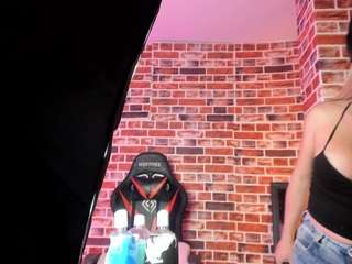 aleja-hill Sex Cam Show