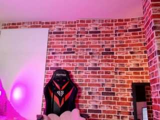 aleja-hill Sex Cam Show