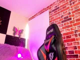 aleja-hill Sex Cam Show