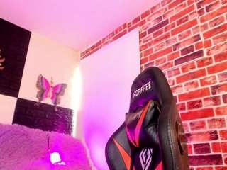 aleja-hill Sex Cam Show
