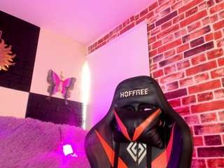 aleja-hill Sex Cam Show