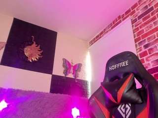 aleja-hill live webcam show