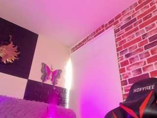aleja-hill live webcam show