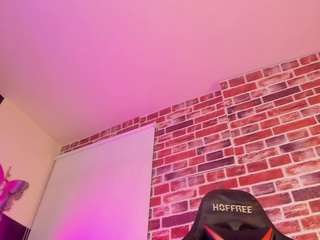 aleja-hill live webcam show