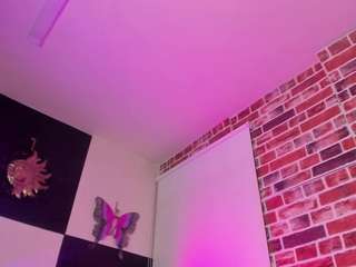 aleja-hill live webcam show