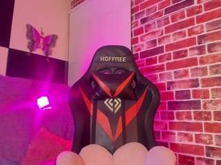 aleja-hill live webcam show