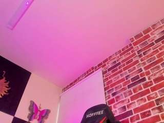 aleja-hill live webcam show