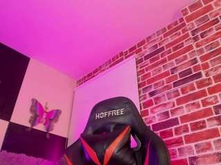 le modèle aleja-hill est en webcam porno dans un show sur le site camsoda, il possède les tags suivants: anal toys,implants,young adult,teen-18,tease,spank,spanish,smoking,orgasm,gape,average,drinking,dirty talk,colombia,brown eyes,black hair,big cock,big balls,hd