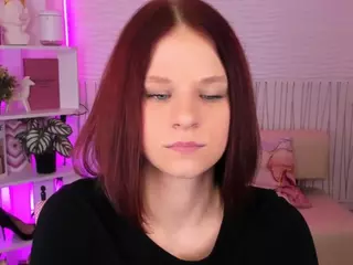 EvaElffie's Live Sex Cam Show